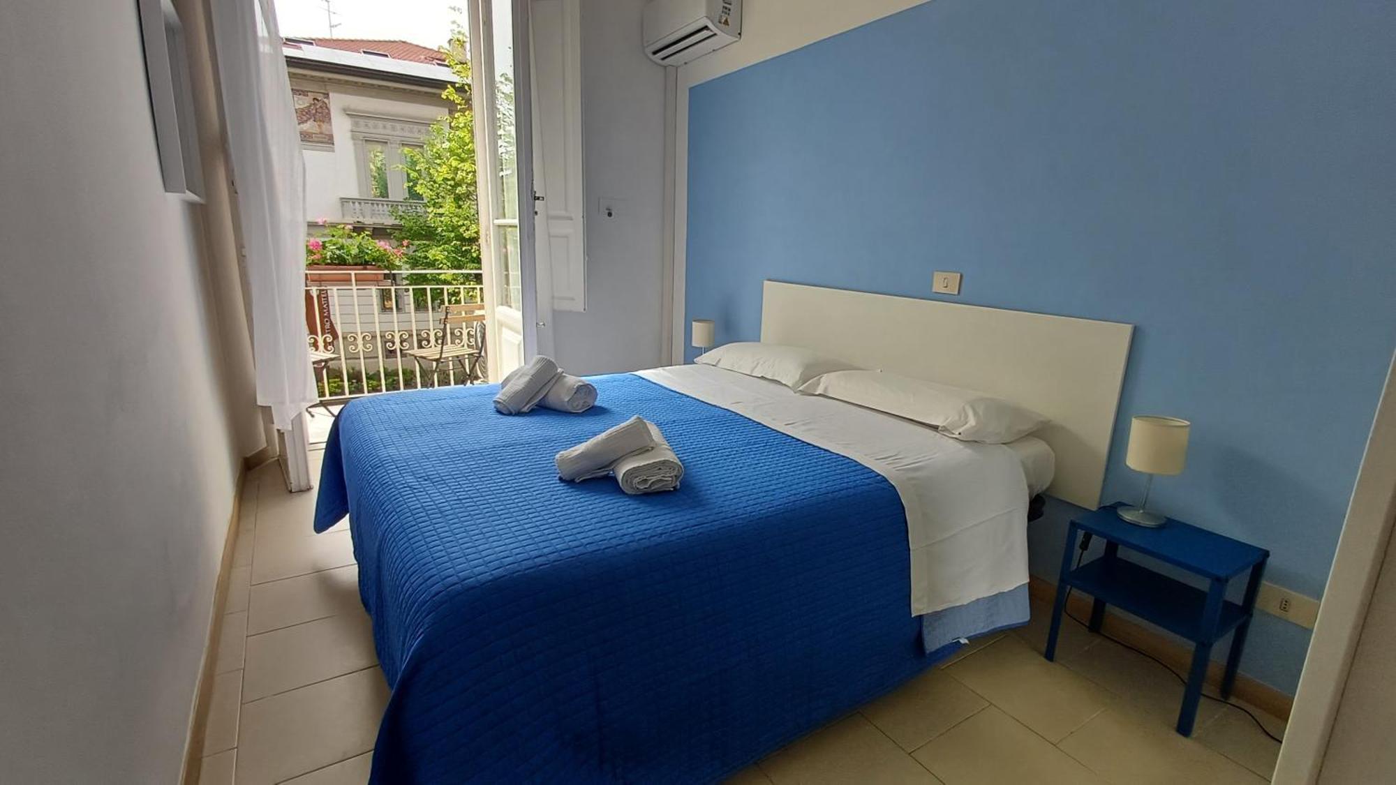 Hotel Canarco Viareggio Exterior photo
